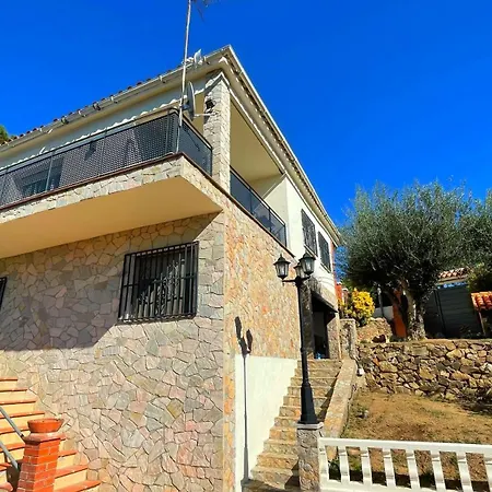 Πανσιόν Paradise Lloret